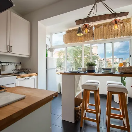 דירה Elegant In With Fireplace - 80 M²
