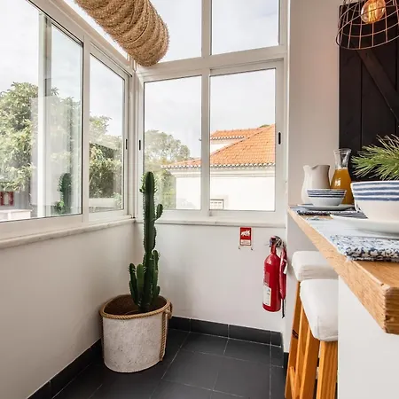 Elegant In With Fireplace - 80 M² Apartamento