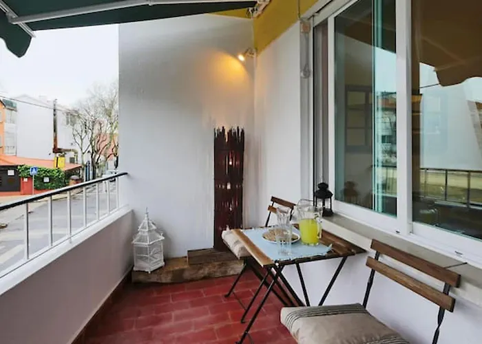 Elegant In With Fireplace - 80 M² דירה *